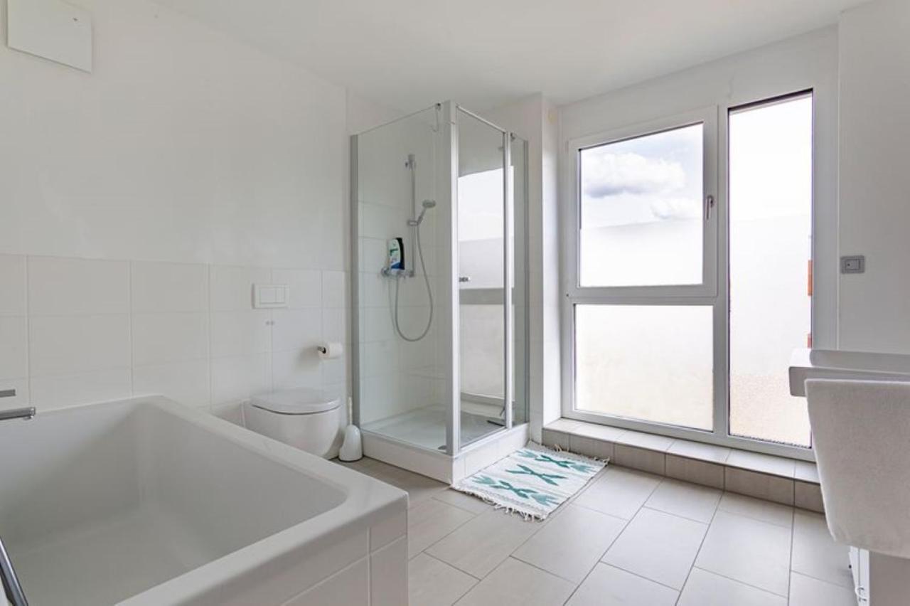 Privat Zimmer Richtung Messe Hanover Exterior photo